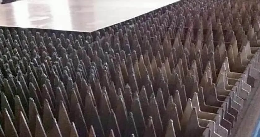 How to Improve the Quality of Laser Cut Stainless Steel Workpieces? - Pictures 2 Рис. 2. Улучшенная поддержка.