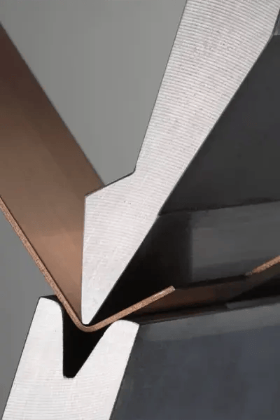 What is Press Brake Tonnage - Pictures 4 Фоновое изображение для баннера на тему «Гибридный листогибочный пресс с ЧПУ» для телефона.