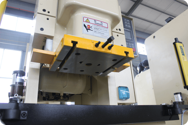 Prensa neumática serie APA - prensa neumática krrass