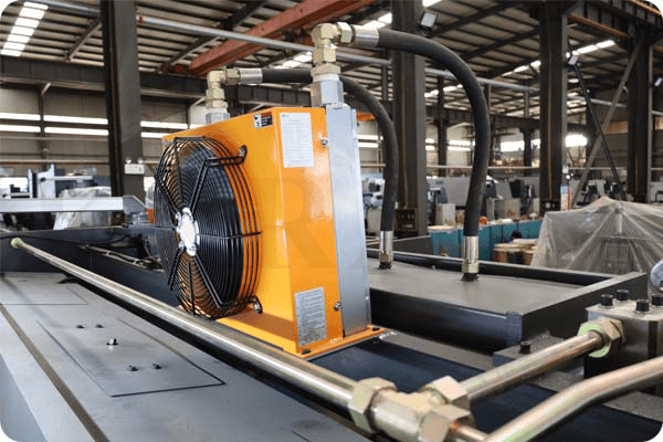 Swing Beam Hydraulic Shearing Machine - oil cooler