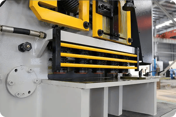 Sujeción hidráulica automática de placa de corte