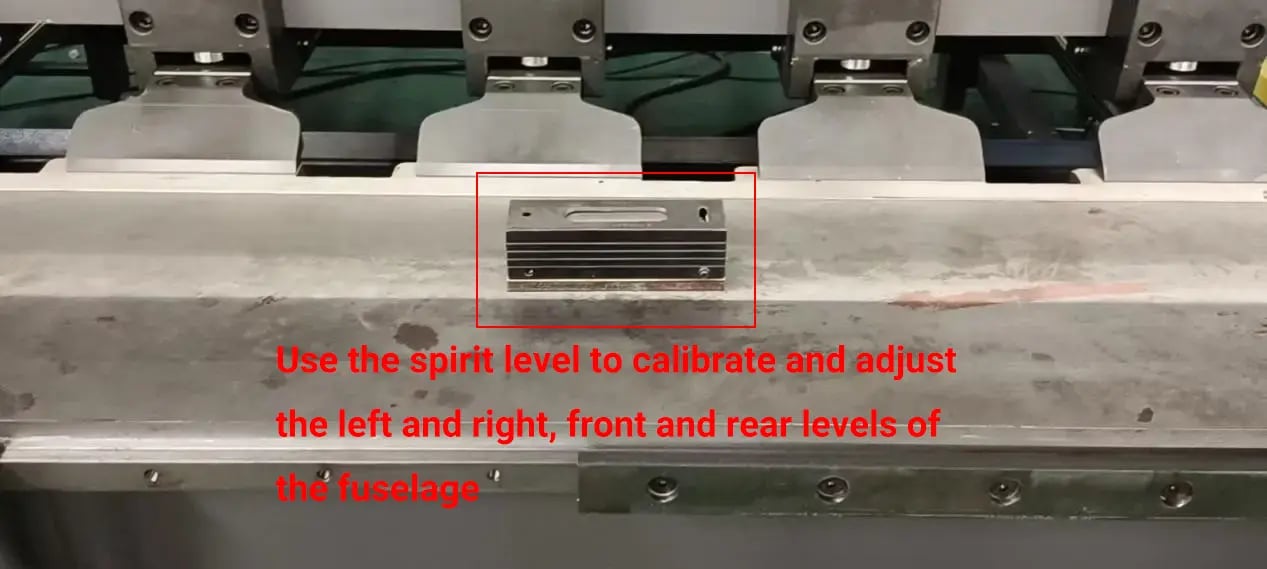Adjust the level of the fuselage