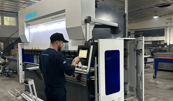 prensa plegadora hidráulica Argentina