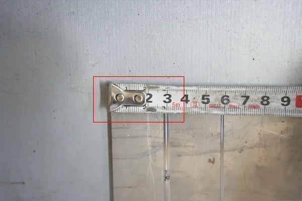 Measuring the slotting interval of the first working step