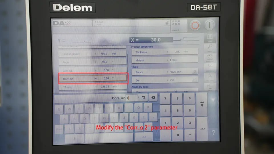 Prensa dobradeira CNC DELEM DA58T (Manual de Operação de Dobra) – IV - Imagens 13 Modifique o parâmetro "Corr.α2".