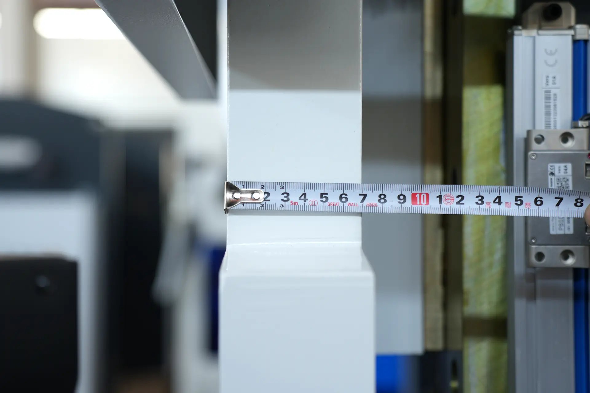 Plegadora de chapa de 175 toneladas en venta, plegadora hidráulica de chapa - 18 fotos MB8 175T3200 6+1 Eje con DA-53T Grosor del deslizador