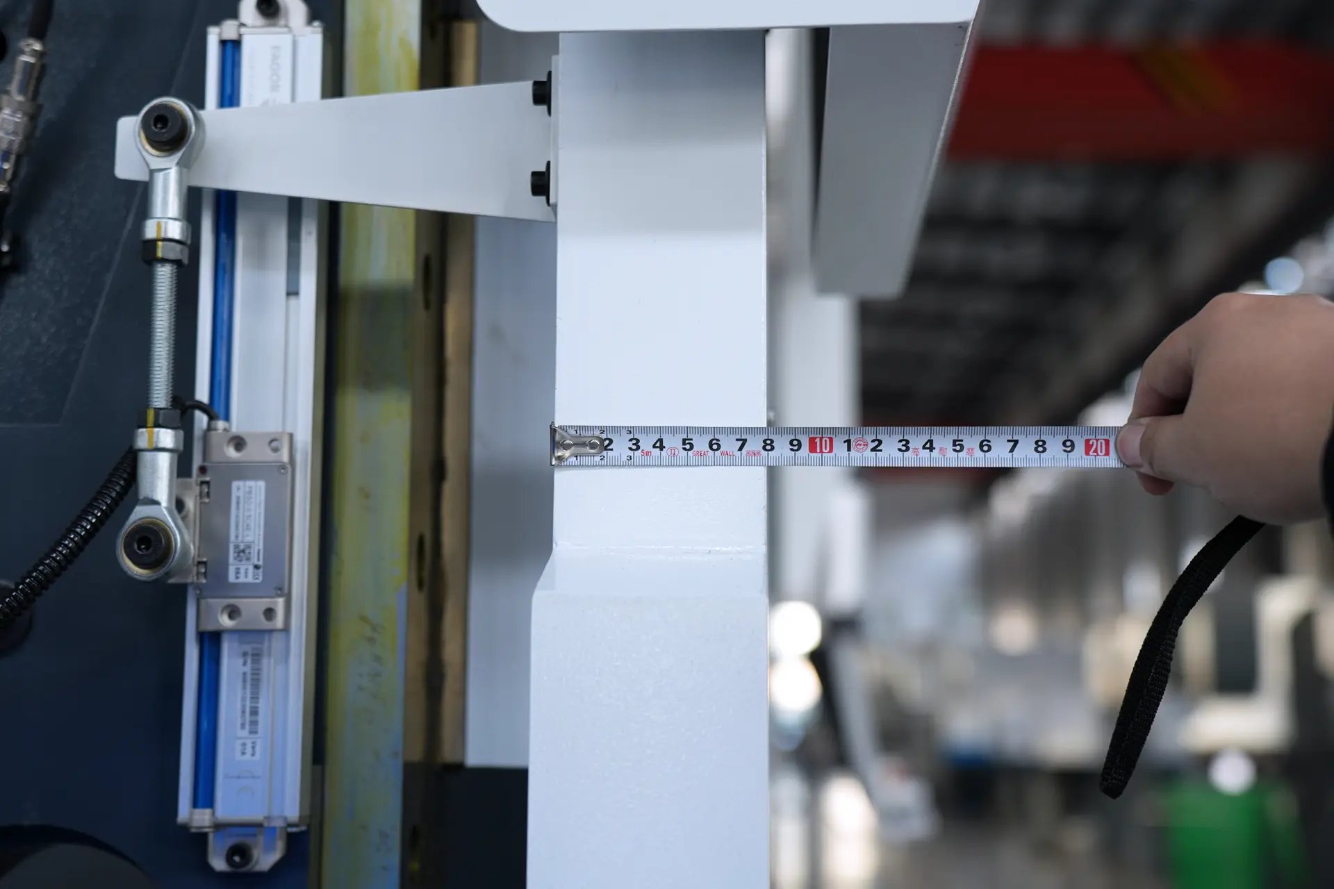 MB8-210T4000-DA53T Espessura do cursor