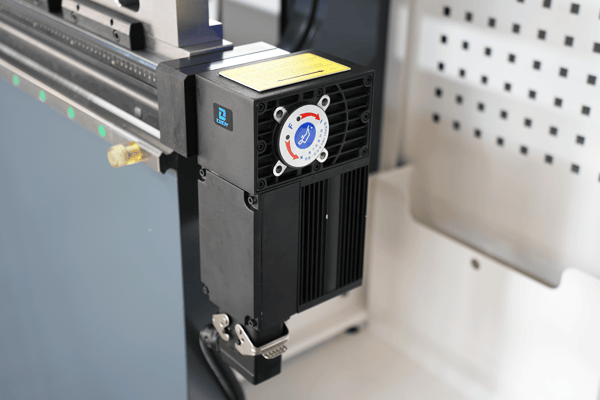 Prensa dobradeira CNC, prensa dobradeira para chapas metálicas de 80 toneladas, controlador DELEM DA53T - Imagens 7 MB8-80T2500-DA53T