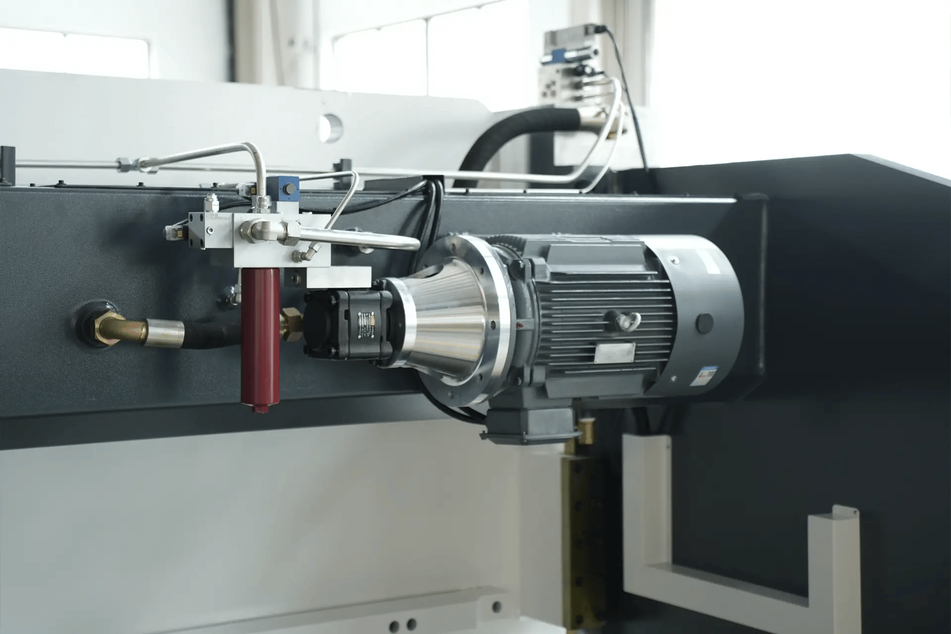 Motor principal Siemens alemão