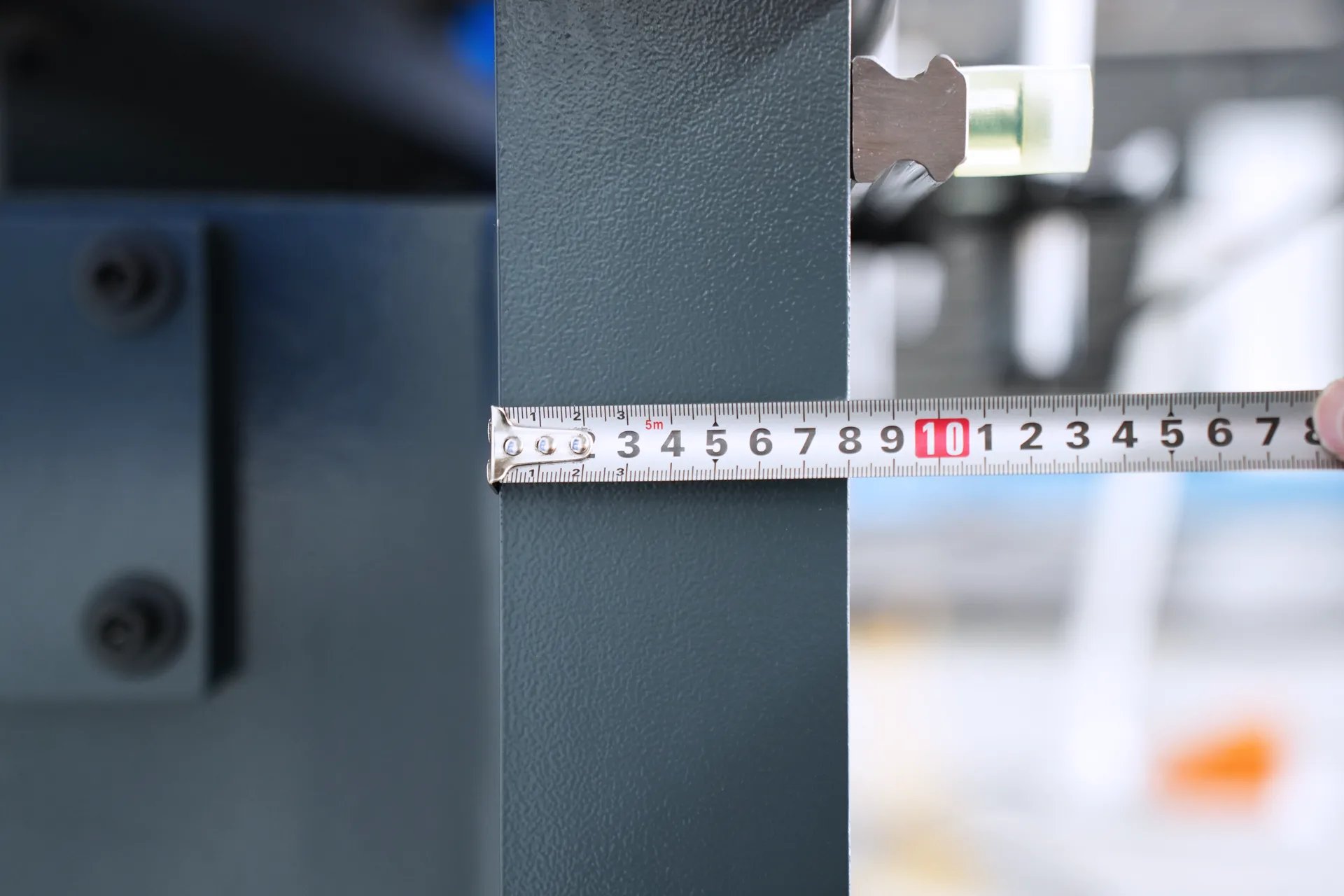 CNC Press Brake MB8-110T3200 4+1 Axis With DELEM DA53T controller - Pictures 15 Thickness of workbench(80mm)