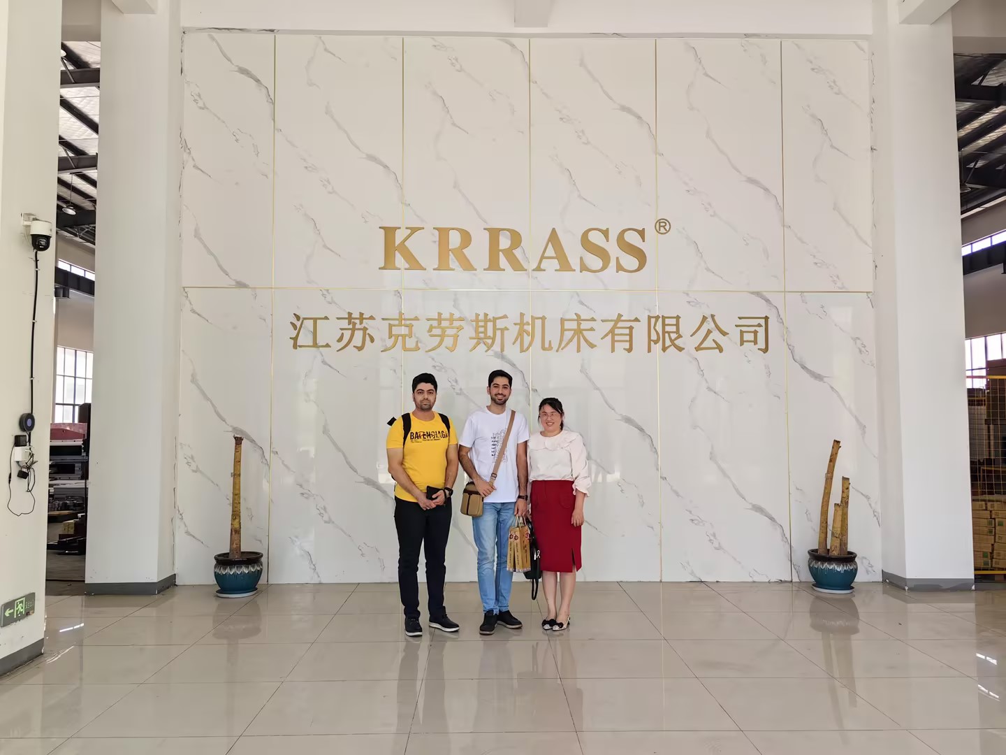 Iranian Client Explores Collaboration with Krrass Factory - Pictures 3 Iranian Client Explores Collaboration with Krrass Factory - d0b9eaf1f6014baf40966f040a1e9065