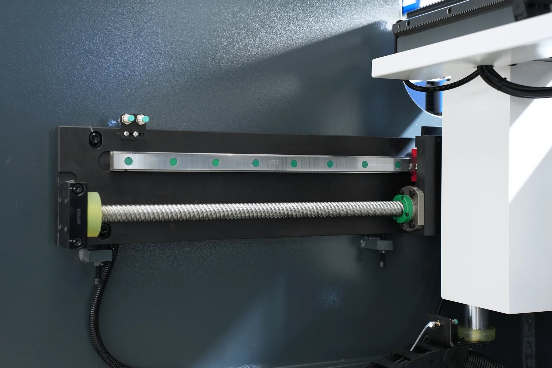 Guia linear de fuso de esferas no eixo X