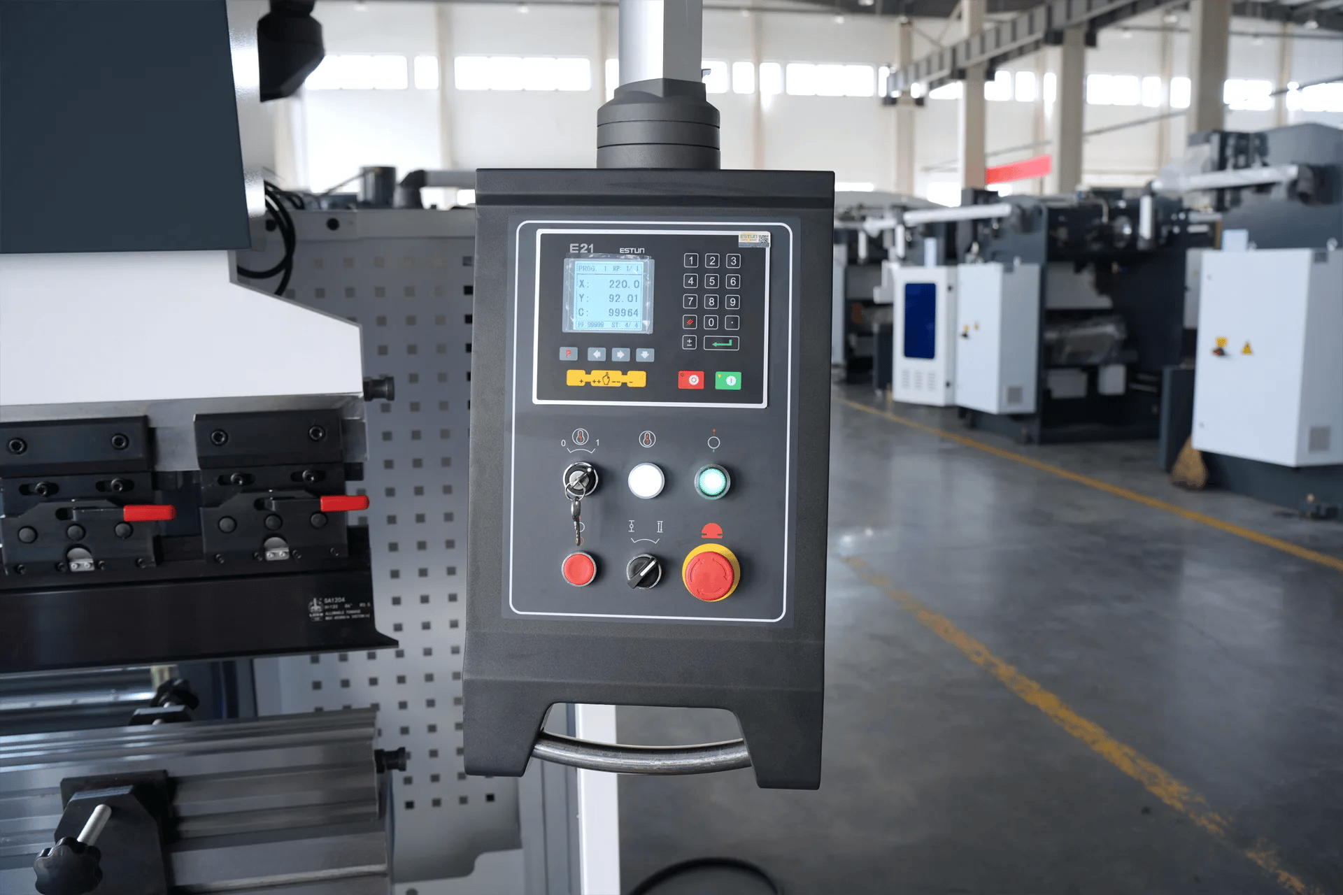 WC67K-125T3200 NC Press Brake with E21 Control - Pictures 6 ESTUN E21 Control