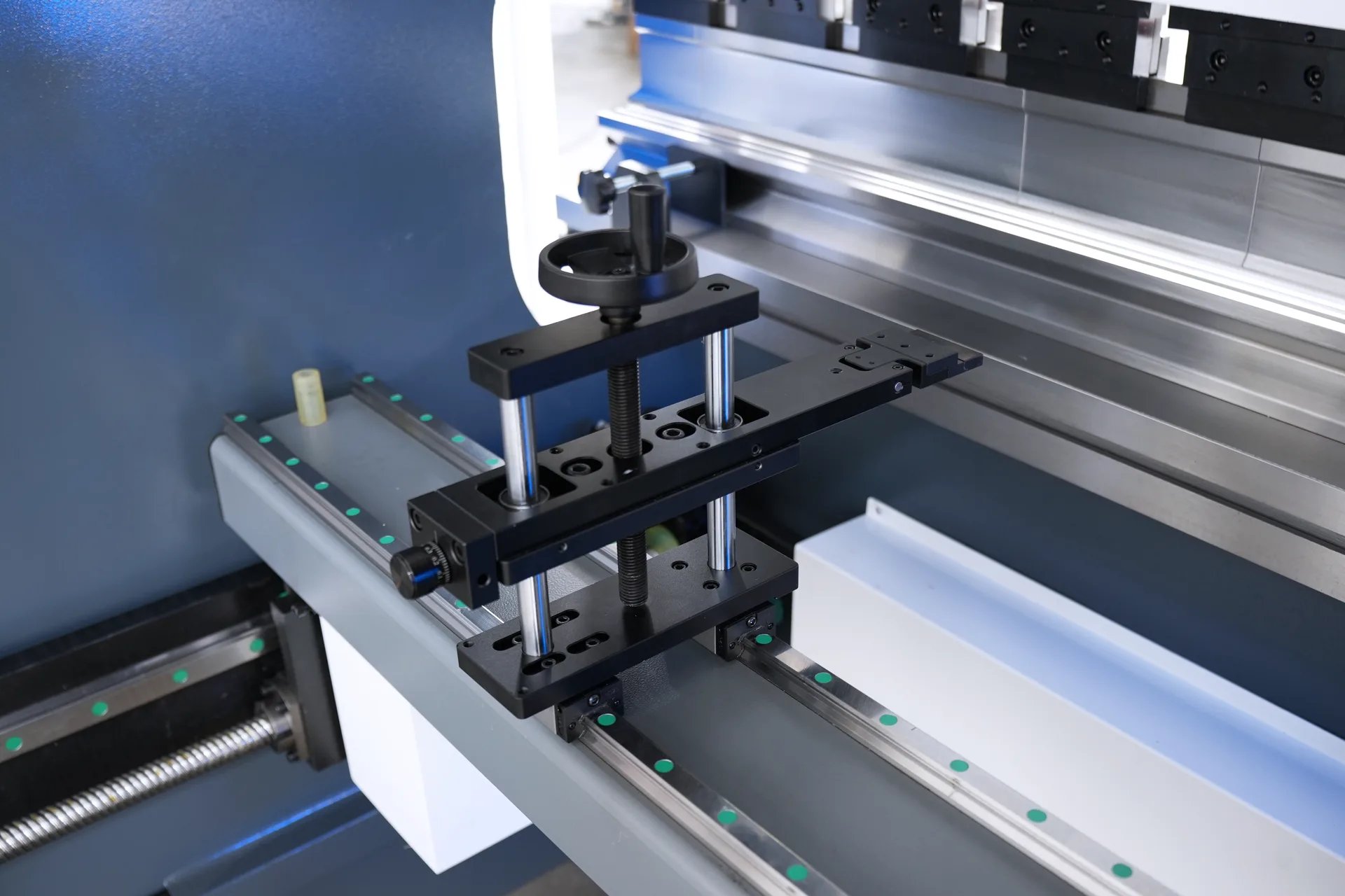 Hight-Precision fine-tuning back finger stoper​