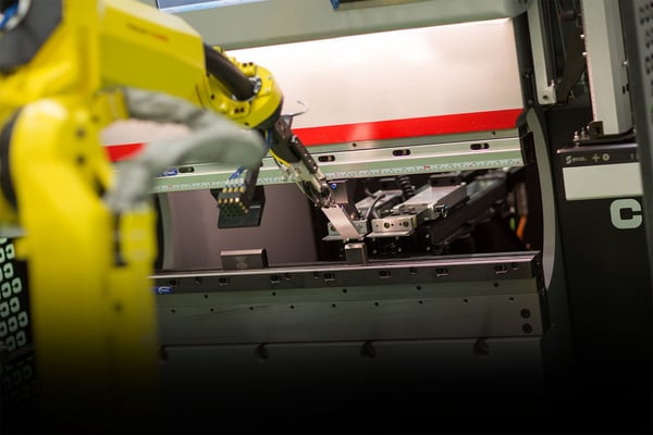 Automated Press Brakes: 2024 Comprehensive Guide - Pictures 7 Automated Press Brakes: 2024 Comprehensive Guide - robotic automated press brake usa