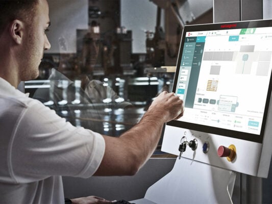 Salvagnini panel bender machine