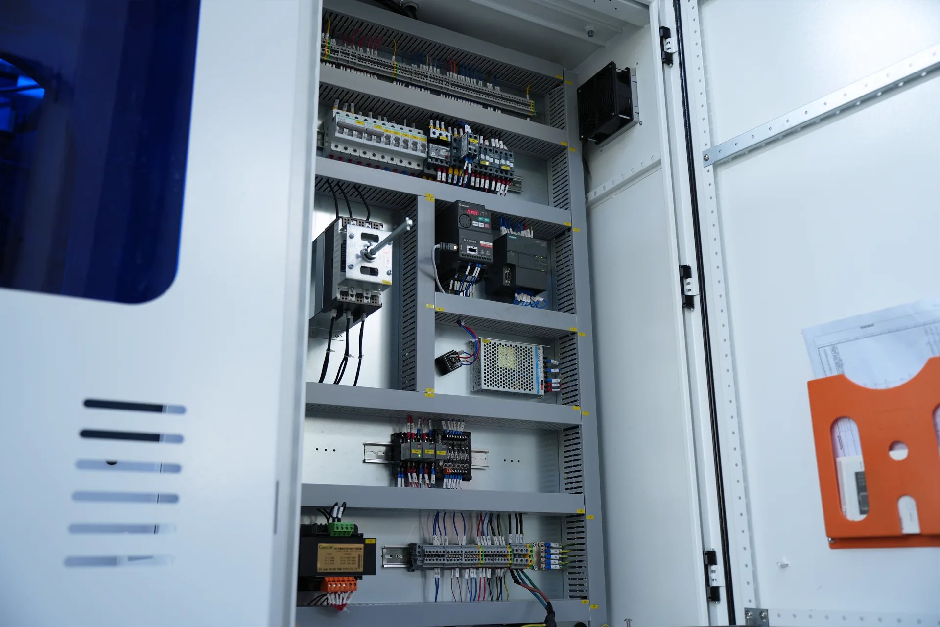 WC67K-80T2500 NC Press Brake with E21 Control,Sheet Metal Hydraulic Press Brake - schneider electric 3