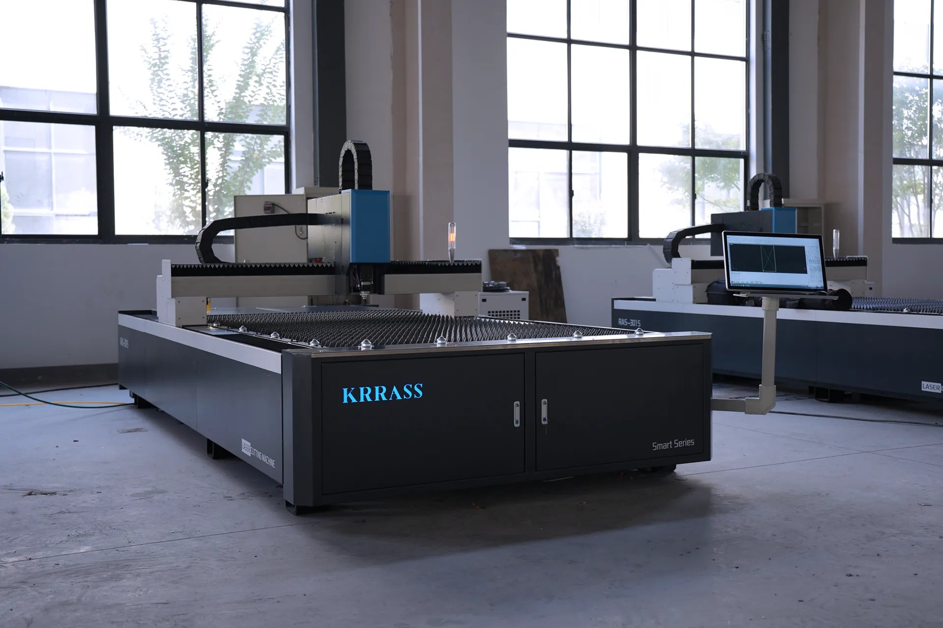 1.5KW Fiber Laser Cutting Machine, 1500W Sheet Metal Laser Cutting Machine Price - Pictures 5 Станок для лазерной резки листового металла мощностью 1500 Вт