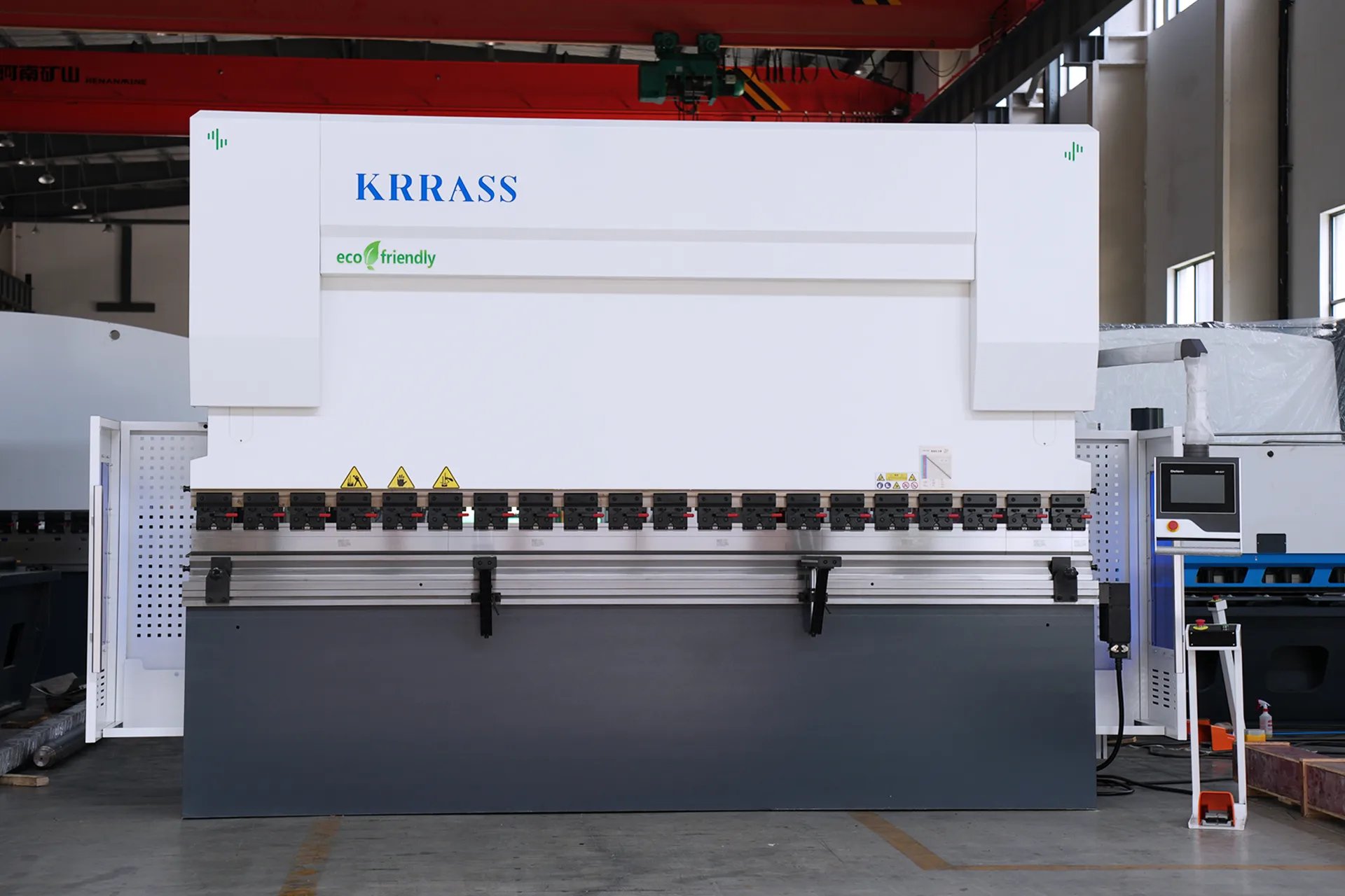 Prensa dobradeira híbrida de 250 toneladas à venda, PBE-250T4000 DA53T 4+1 - máquina de prensa dobradeira híbrida pbe 250t4000 da53t 41