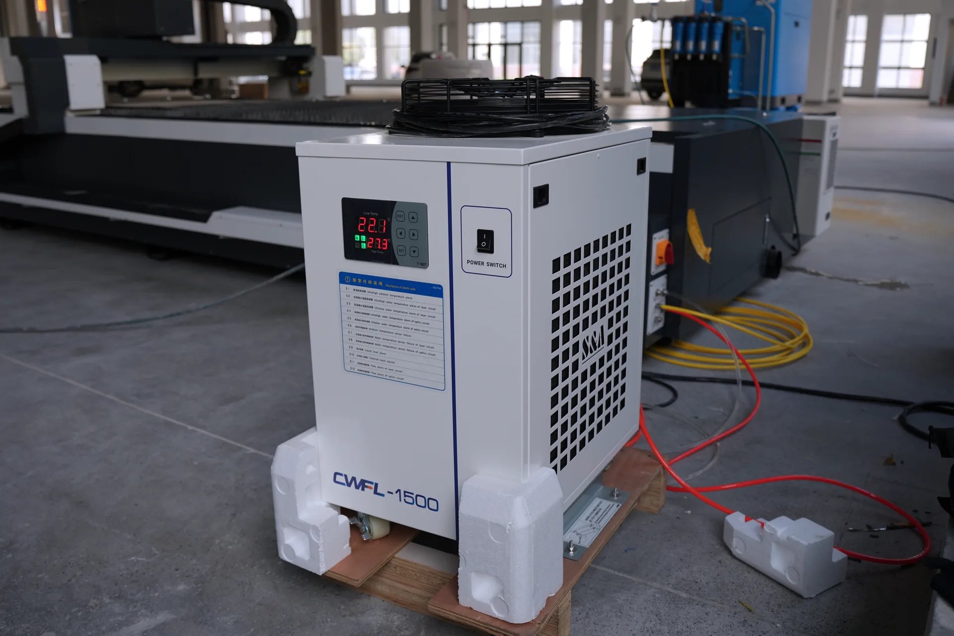 1.5KW Fiber Laser Cutting Machine, 1500W Sheet Metal Laser Cutting Machine Price - Pictures 13 Кулер для воды