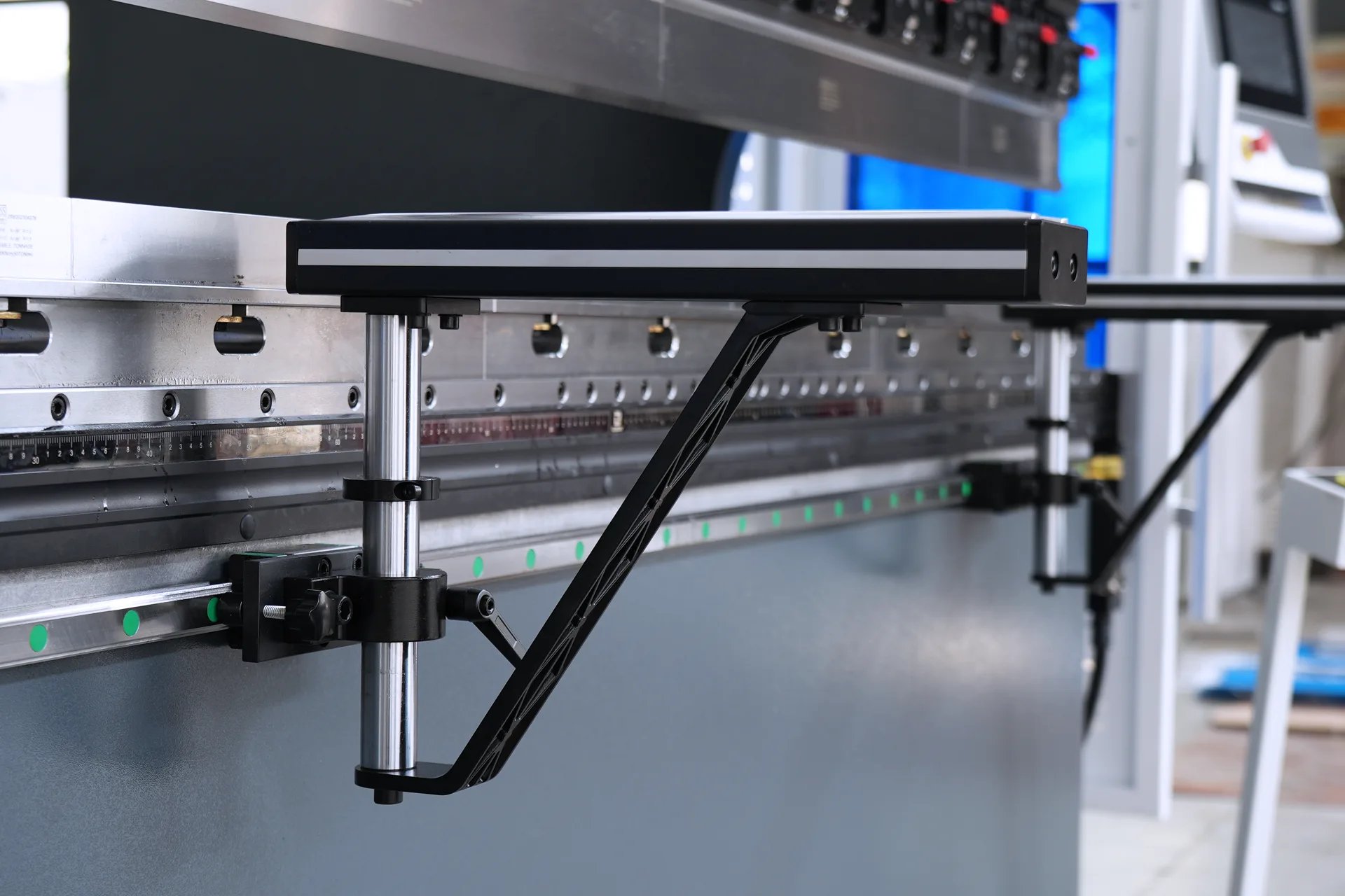 CNC Bending Machine, 110Ton Sheet Metal Bending Machine, Best Bending Machine Brand - front material support 1