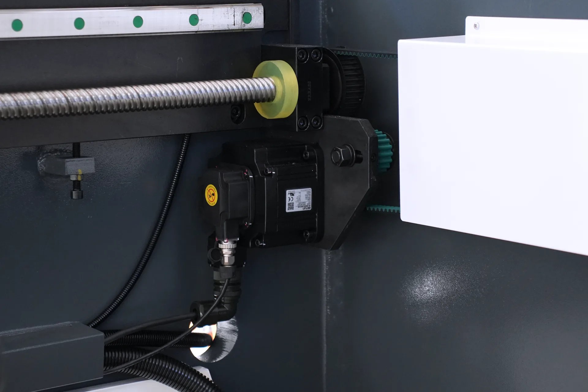 CNC Bending Machine, 110Ton Sheet Metal Bending Machine, Best Bending Machine Brand - x axis servo motor 1