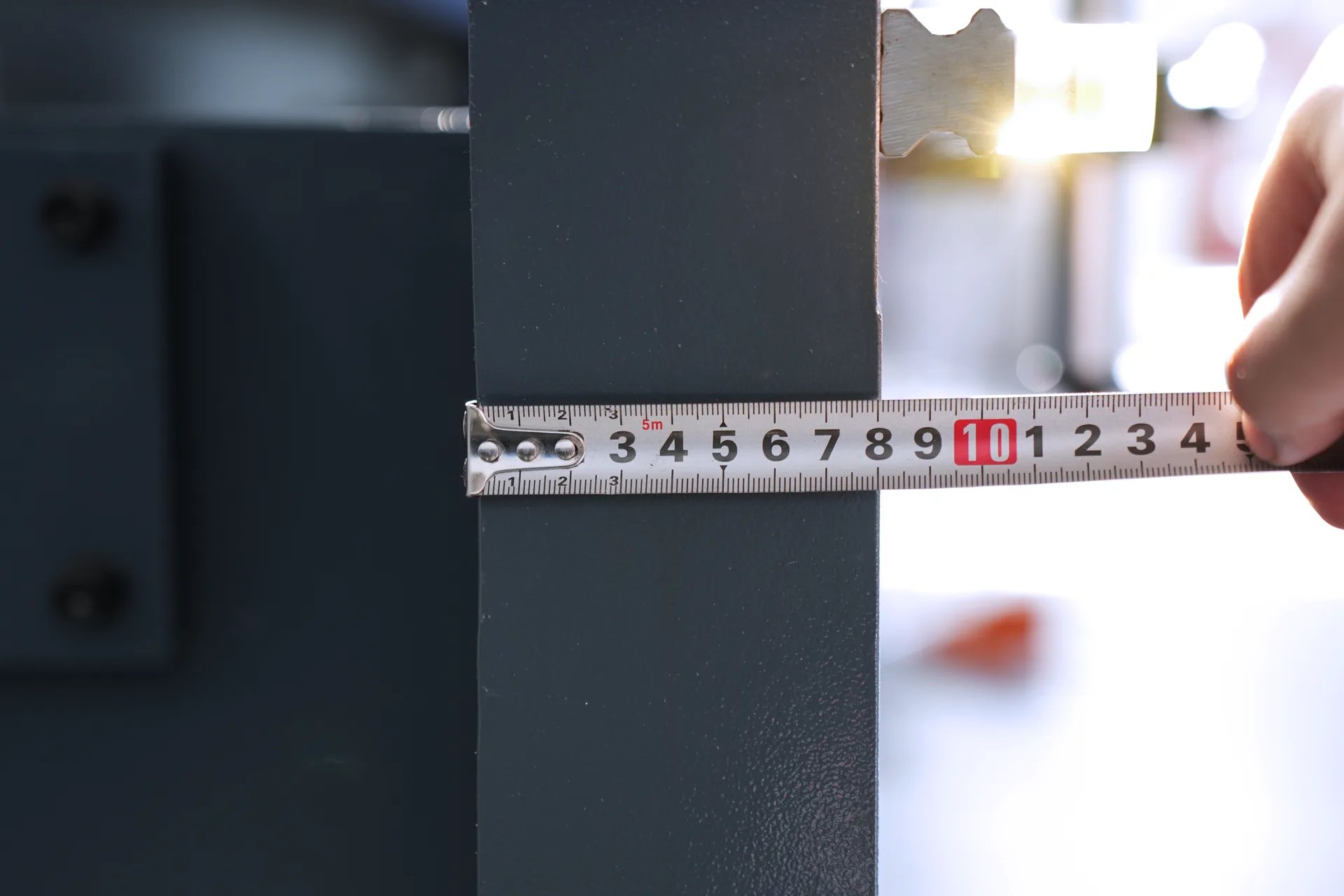 Прямая закупка у производителя гибочных станков, гибочный станок MB8-110T3200 DA53Tx с 4+1 осями, толщина обрабатываемой детали 80 мм.