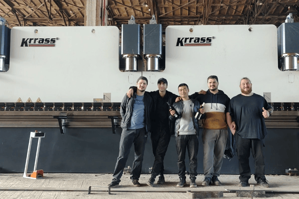 Dobradeiras de Tubos - prensa dobradeira CNC para a China