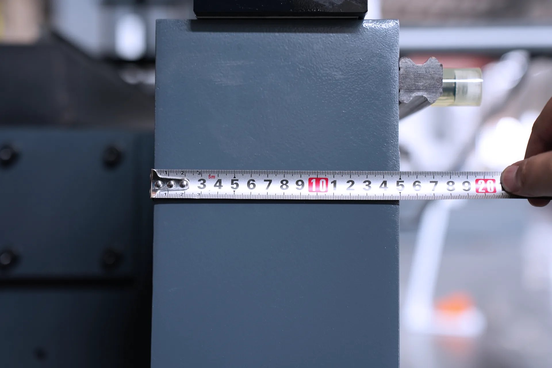 Толщина верстака (150 мм)