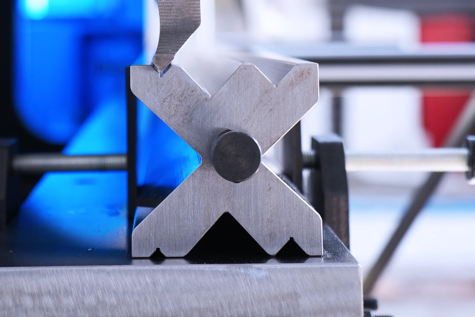 How Can I Pick the Best Press Brake Tooling? - Pictures 1 Press Brake Tooling - V-Dies