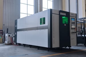 Fully Enclosed 6000W Laser Cutter with Exchange Table